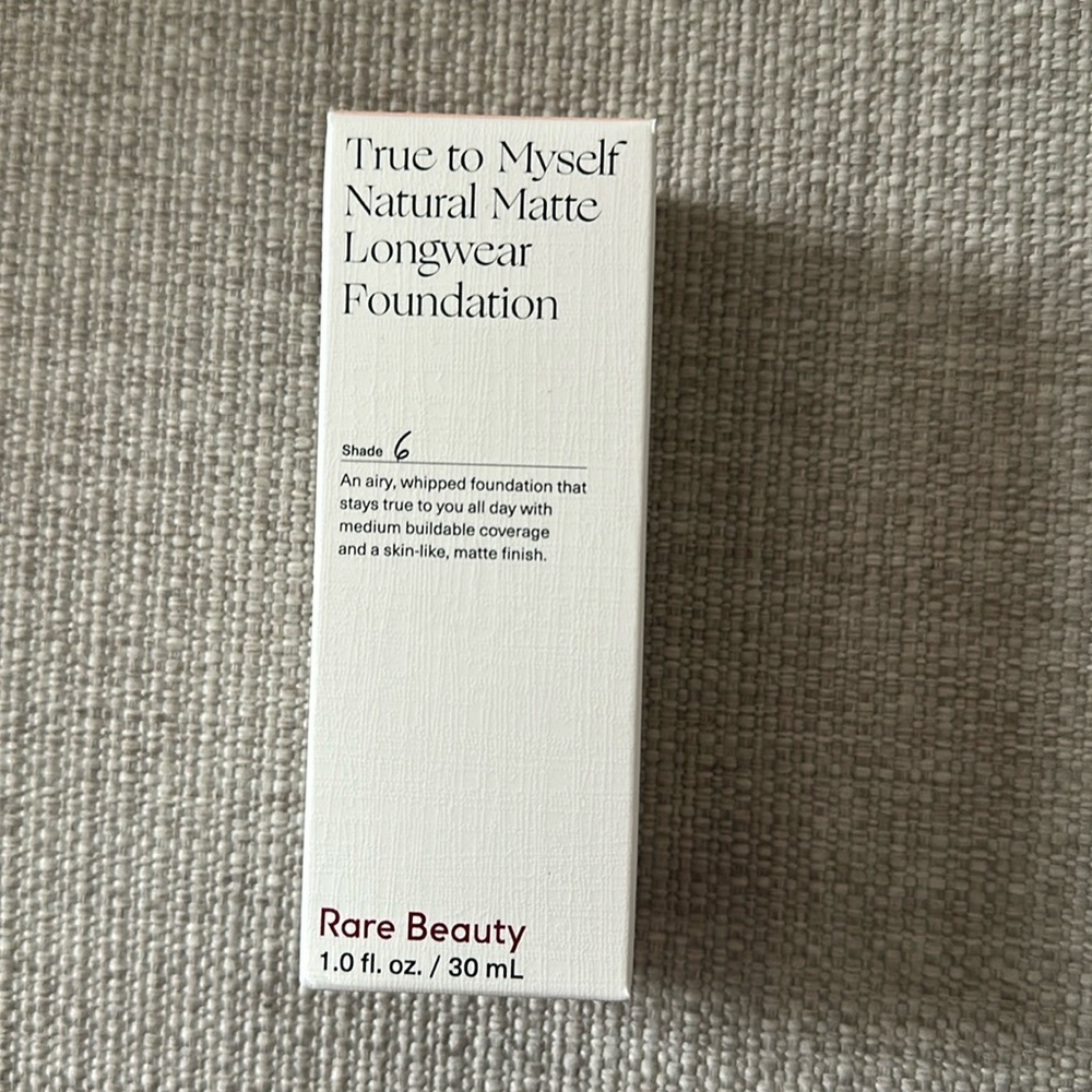 Rare beauty True to myself Mat Naturel foundation